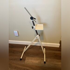 Stand alone Dental Typodont Stand